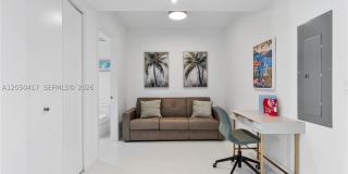 9901 W Bay Harbor Drive Gallery 19