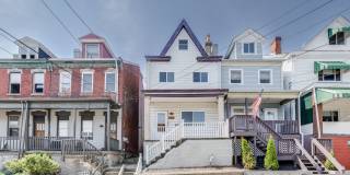 Available JULY 2026 - Spacious 3 Bedroom, 1.5 Bath w/ City Views! Gallery 4