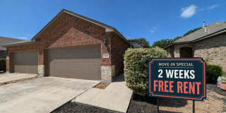 Less than 1 Mile to Gruene / Fridge Included/ Gas Cooking / Covered Patio / CISD *2 weeks free rent* Gallery 1