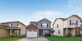 Pet Friendly Three Bedroom! Gallery 1