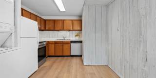 700 S Monarch Street unit: 207 Gallery 10