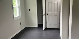 Charming 3BR House in Cleveland Gallery 10