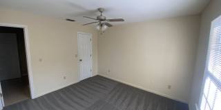 N.W. 2/2 Townhome off Mission Rd. near Fred George Gallery 11