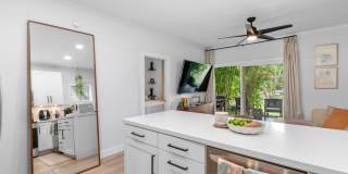 Beautiful 2 bed 1 bath Pohailani Condo Gallery 22