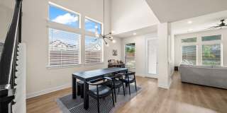 609 Northside Drive Gallery 20