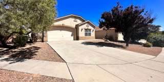 3 bed 2 bath home in Huning Ranch Gallery 1