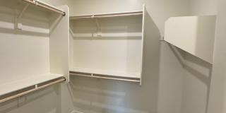 LIKE NEW 4 BEDROOM IN PEORIA Gallery 18