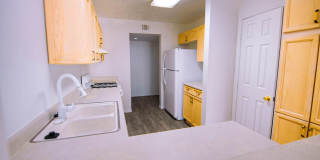 SOUTHWEST - STONE CANYON WEST TOWNHOMES Gallery 9
