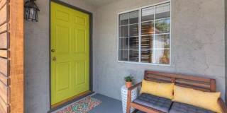 Beautifully Remodeled Home in Fantastic Westside Village/Palms location Gallery 3