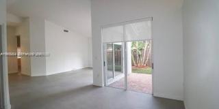 10889 NW 58th Ter Gallery 17