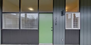 University Manor - Newly Renovated Units just a short walk from Campus! Gallery 5