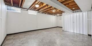 24711 Gardner Street Gallery 15