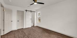 1017 West Newton Street Gallery 10