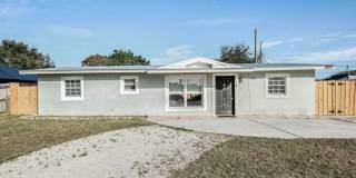 2831 Northeast Savannah Road Gallery 1