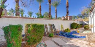 WONDERFUL 3 BEDROOM PLUS DEN 1 STORY HOME. CASITA WITH OWN BATHROOM! GATED COMMUNITY! Gallery 29