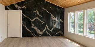 918 Keith Ln  - 5 Bed 5 Baths fully remodeled house in central location. Gallery 8