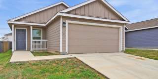 4 Bedroom Home with No Carpet and Refrigerator Included Gallery 1