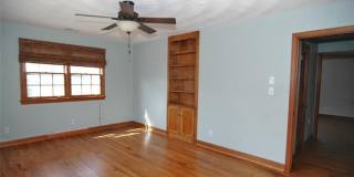 1751 Fontainebleau Crescent Gallery 4