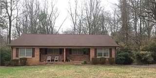 Charming 2 bed 2 bath duplex located in Newton Gallery 1