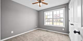 Pet Friendly Three Bedroom! Gallery 31