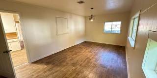 Cute 4 Bedroom Home! Gallery 5