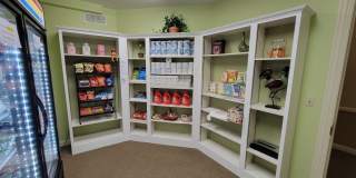 605 Barrington Avenue Gallery 19
