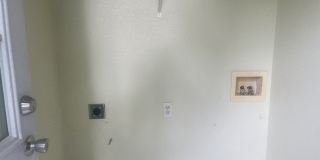 2528 Woodford Street Gallery 11