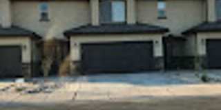 Beautiful townhome with POOL, in Santa Clara with amazing views of Snow Canyon Gallery 1