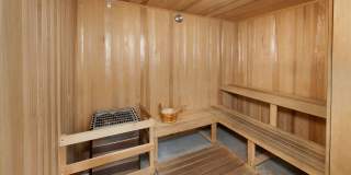 5550 Wilshire at Miracle Mile by Windsor Gallery 43