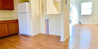 139 Rowe Lane Gallery 1