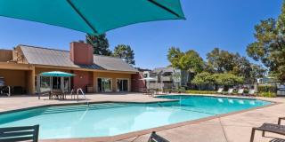 Laurel Crossing Apartment Homes Laurel Crossing Apartment Homes Gallery 1