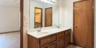 Spacious 3 Bed + Study | Fireplace, Covered Patio & Fully Fenced Backyard Gallery 15