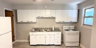 One or 2 bedroom, 1 bathroom home with a den in the heart of Lawrenceville. Gallery 7
