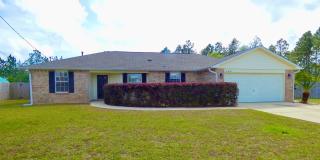 Spacious 3-Bedroom Home - Half Acre Lot Gallery 1