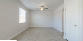 Pet friendly 3 Bedroom Townhome in Washington! Gallery 17