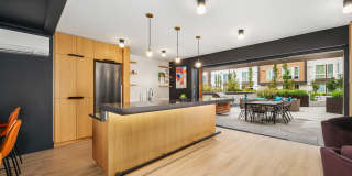 Ellis at Bel-Red Gallery 27