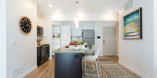 The Devon at University Place Gallery 19