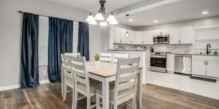 **Pendleton Heights Neighborhood**Newly remodeled 3/2 Bath Furnished Option Avaliable Gallery 13