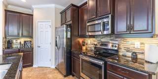 23550 Alamanda Drive Gallery 17