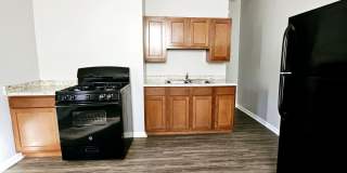 2422 Warren Street Gallery 1