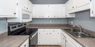 2 Bedroom, 1.5 Bathroom Townhome in Island Bluff - James Island Gallery 15