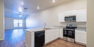 Cypress - 2114 N Avenue K Gallery 5