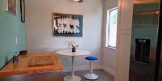 2124 N Tamiami Trail Gallery 3