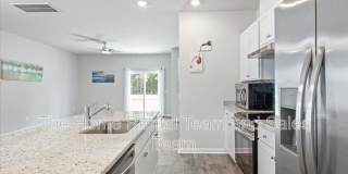 142 Bottlebrush Drive Gallery 15