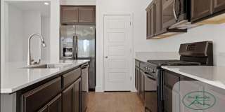 CORNER LOT - Beautiful 5-Bedroom Home for Rent in North Merced! Gallery 29