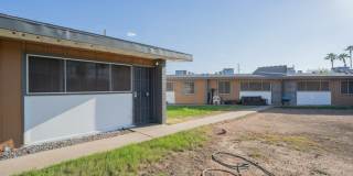 2131 West Devonshire Avenue Gallery 1