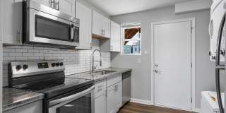 1837 Grayland Avenue - B Gallery 24