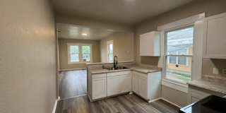 Corner-Lot Home in Denver Heights, Near I-10 – Move-In Ready with Spacious Yard & Updates Gallery 16