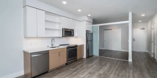 Mark on 8th Gallery 8