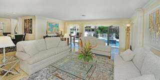 885 NE Mulberry Drive Gallery 11